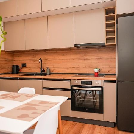 Bougainvilla Apartments Tirana Kültér fotó