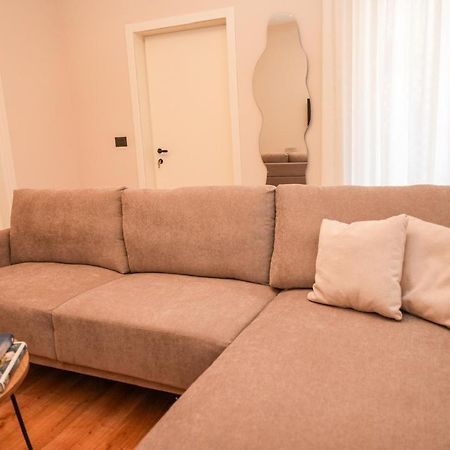Bougainvilla Apartments Tirana Kültér fotó