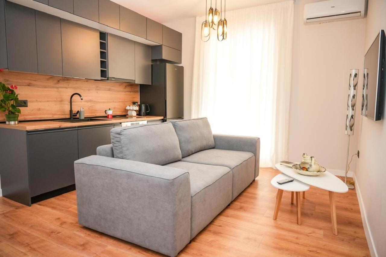 Bougainvilla Apartments Tirana Kültér fotó